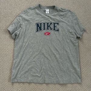 NIKE T-Shirt